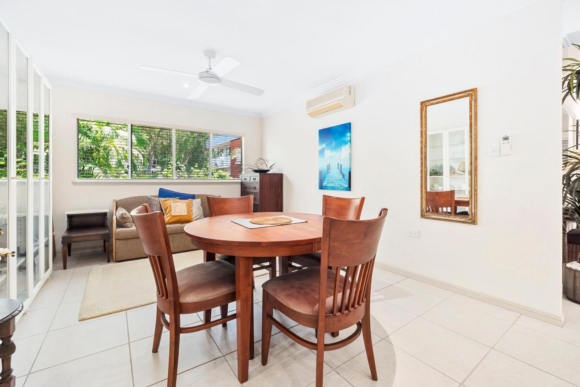 Arlington Apartments Clifton Beach Chambre photo